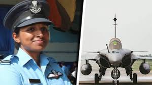 राफेल की पहली महिला फाइटर पायलट बनीं वाराणसी की शिवांगी सिंह